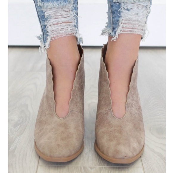 🆕Kira Booties in Taupe - Picture 8 of 8